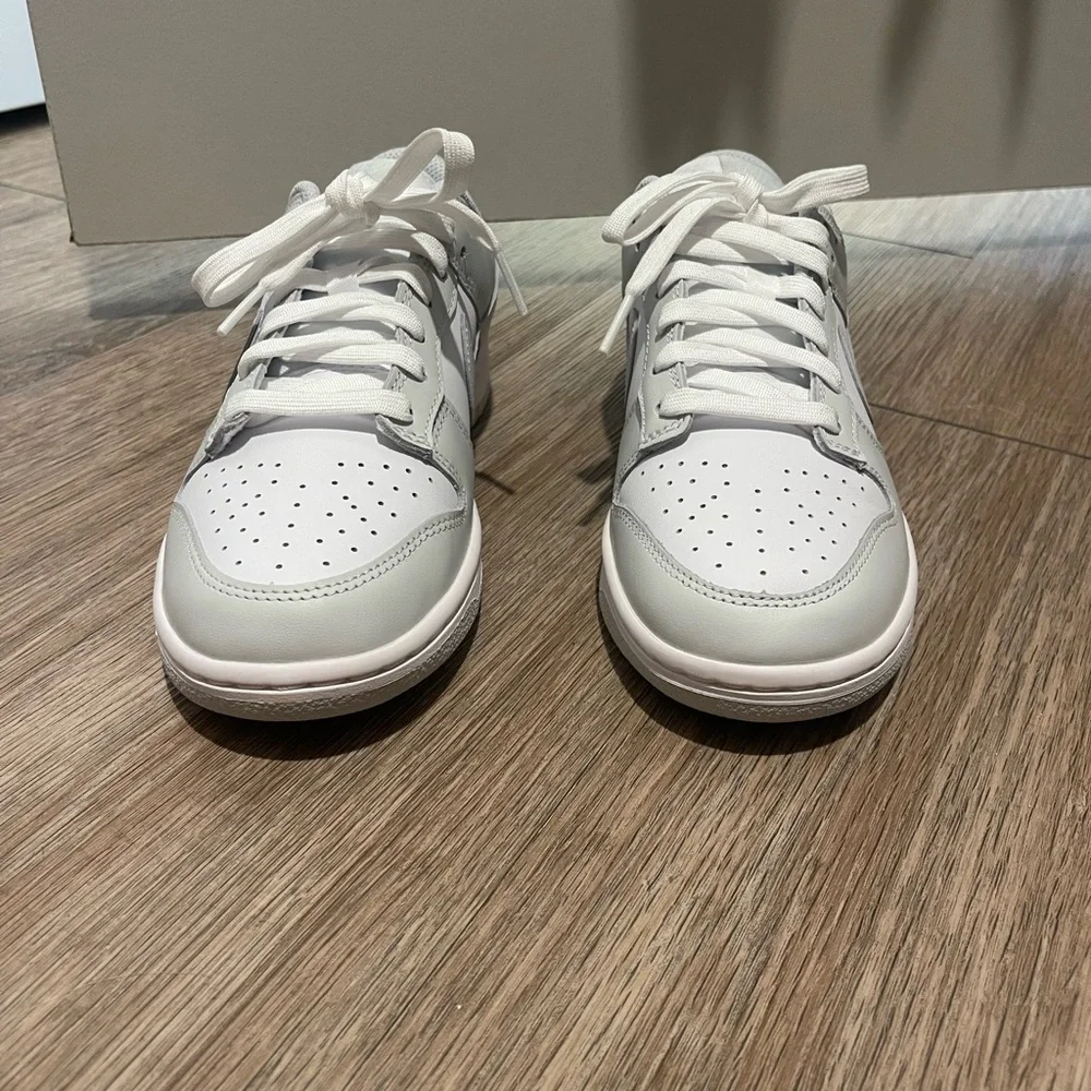 Nike Dunks - Picture 5 of 6